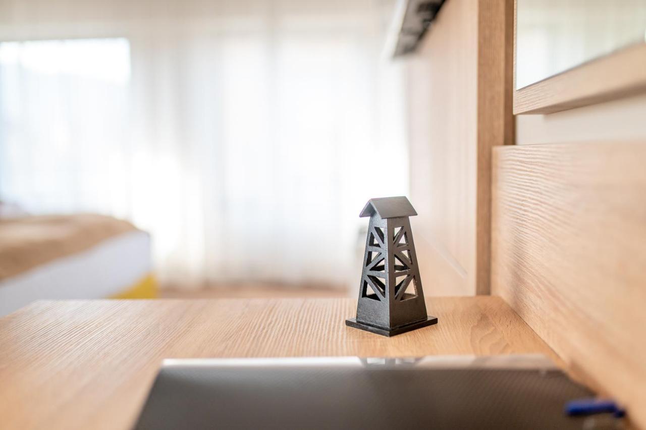 Hotel Soni Lux Тузла Екстериор снимка